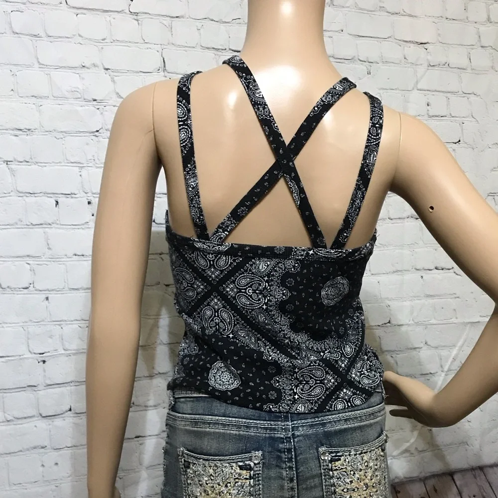 *CLEARANCE* Ribbed Halter Top - Picture 5 of 8